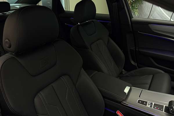 2023 Audi A6 55 TFSI S line C8