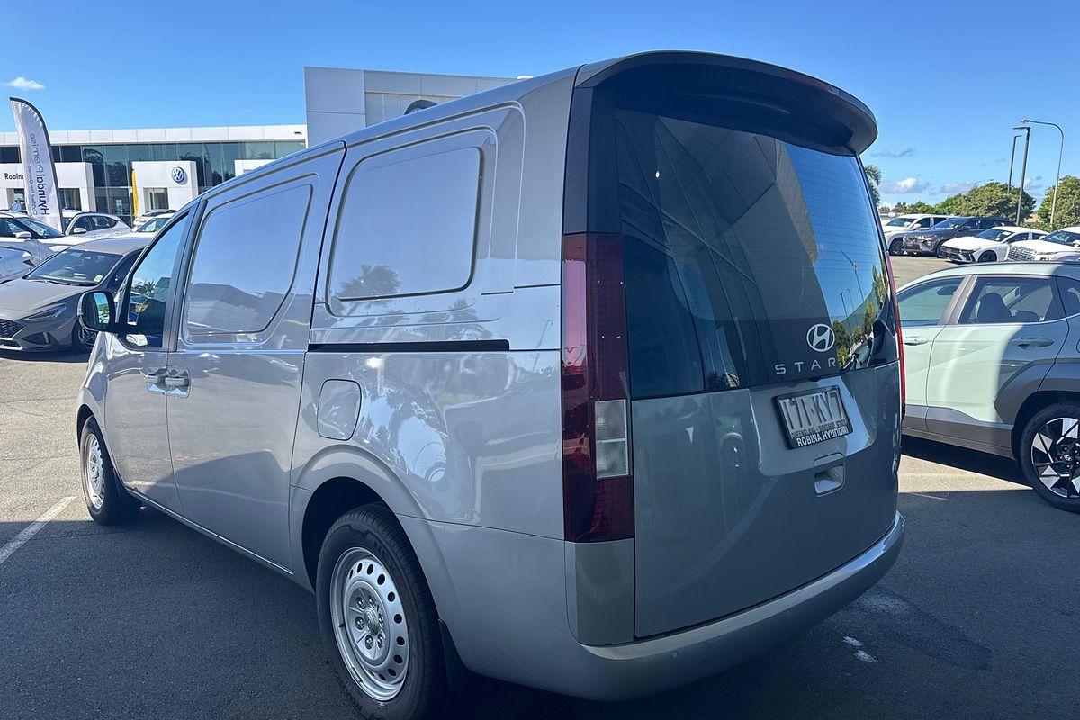 2024 Hyundai STARIA LOAD  US4.V3