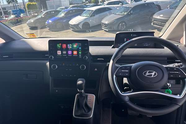 2024 Hyundai STARIA LOAD  US4.V3