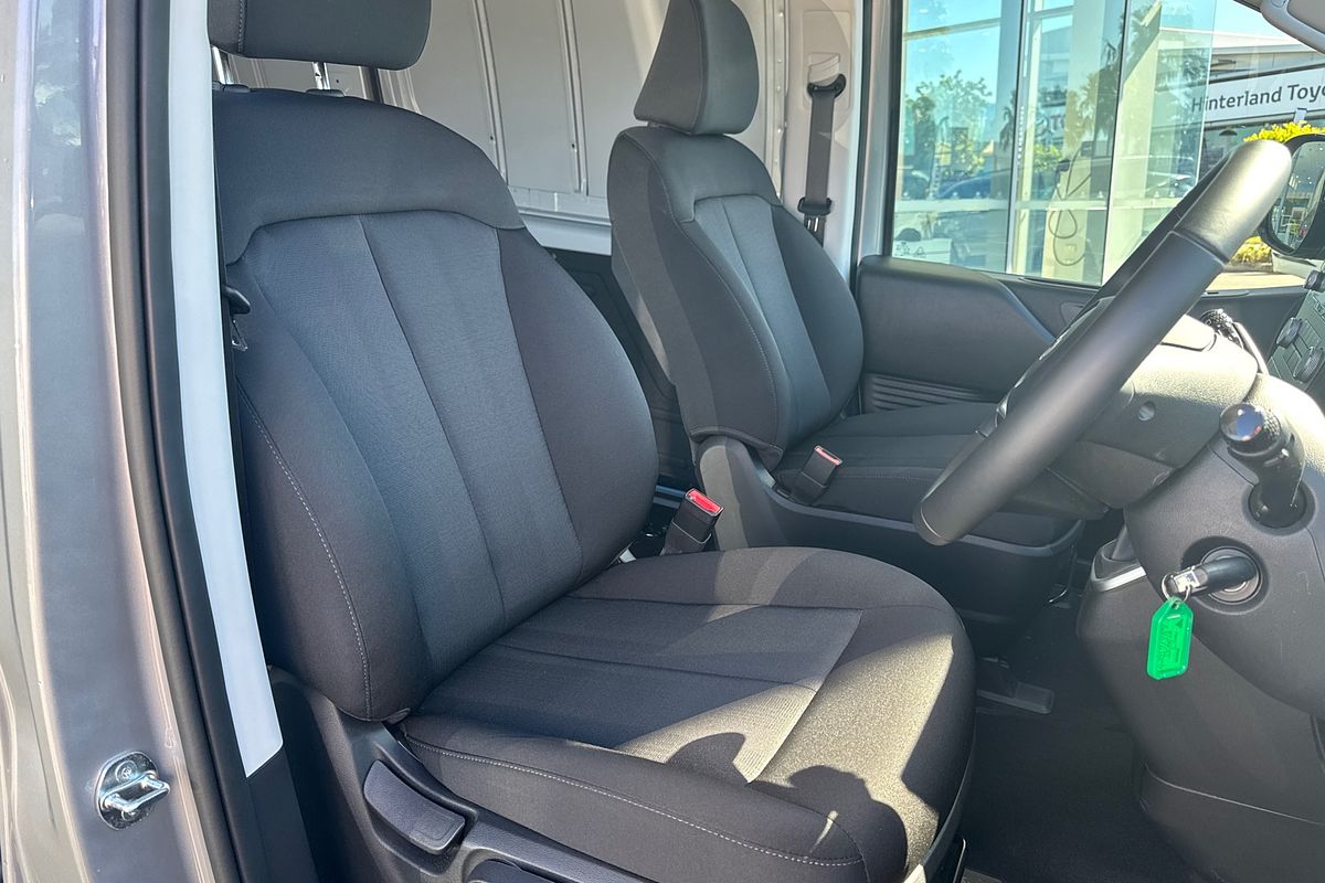 2024 Hyundai STARIA LOAD  US4.V3