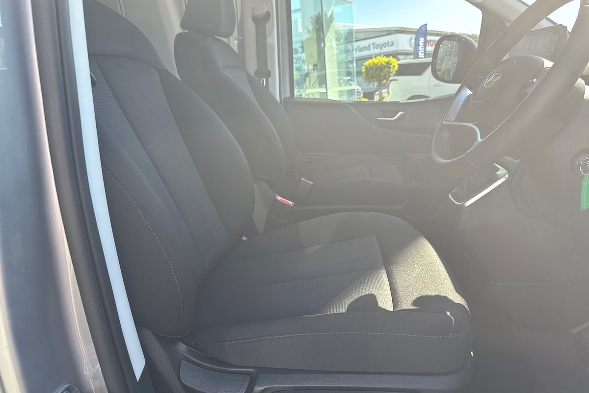2024 Hyundai STARIA LOAD  US4.V3