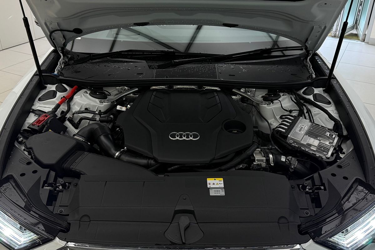 2023 Audi A6 55 TFSI S line C8
