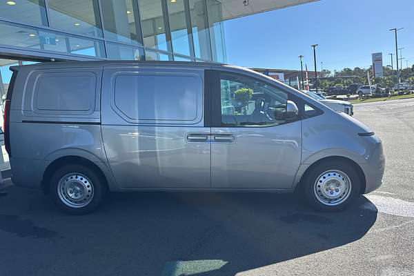2024 Hyundai STARIA LOAD  US4.V3
