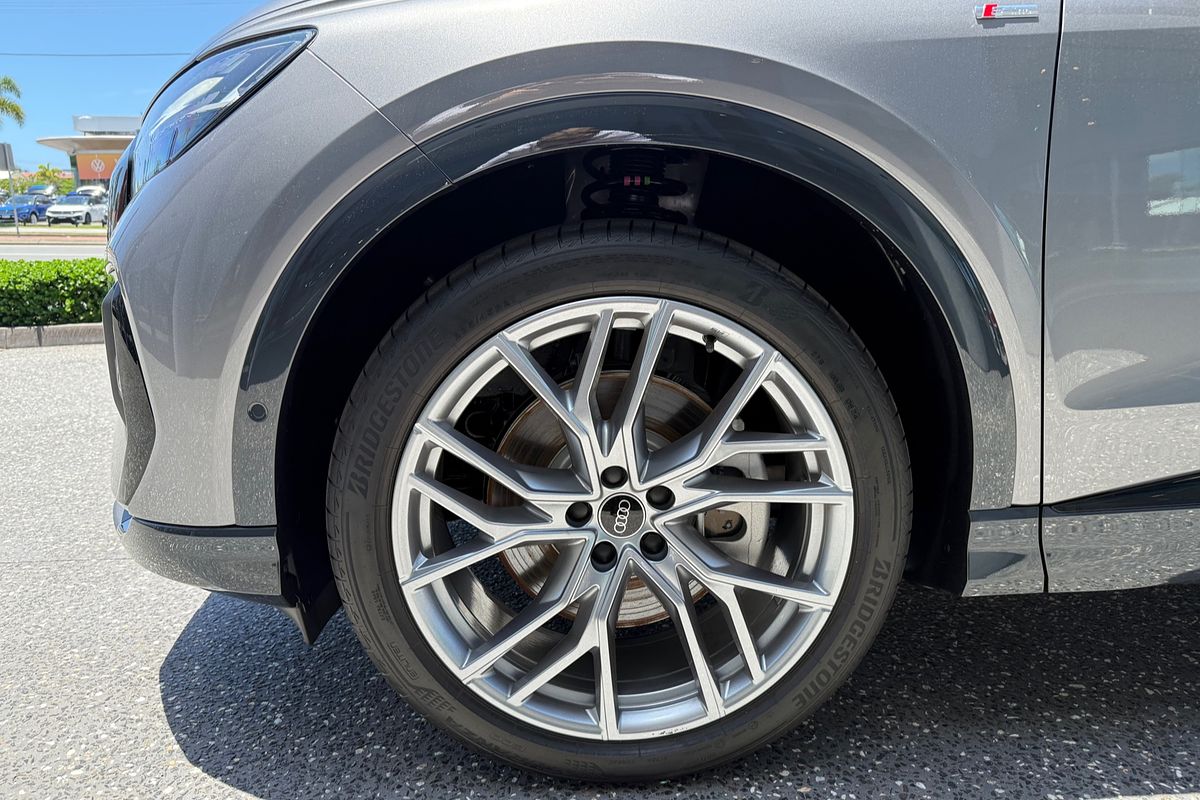 2024 Audi Q4 e-tron 55 F4