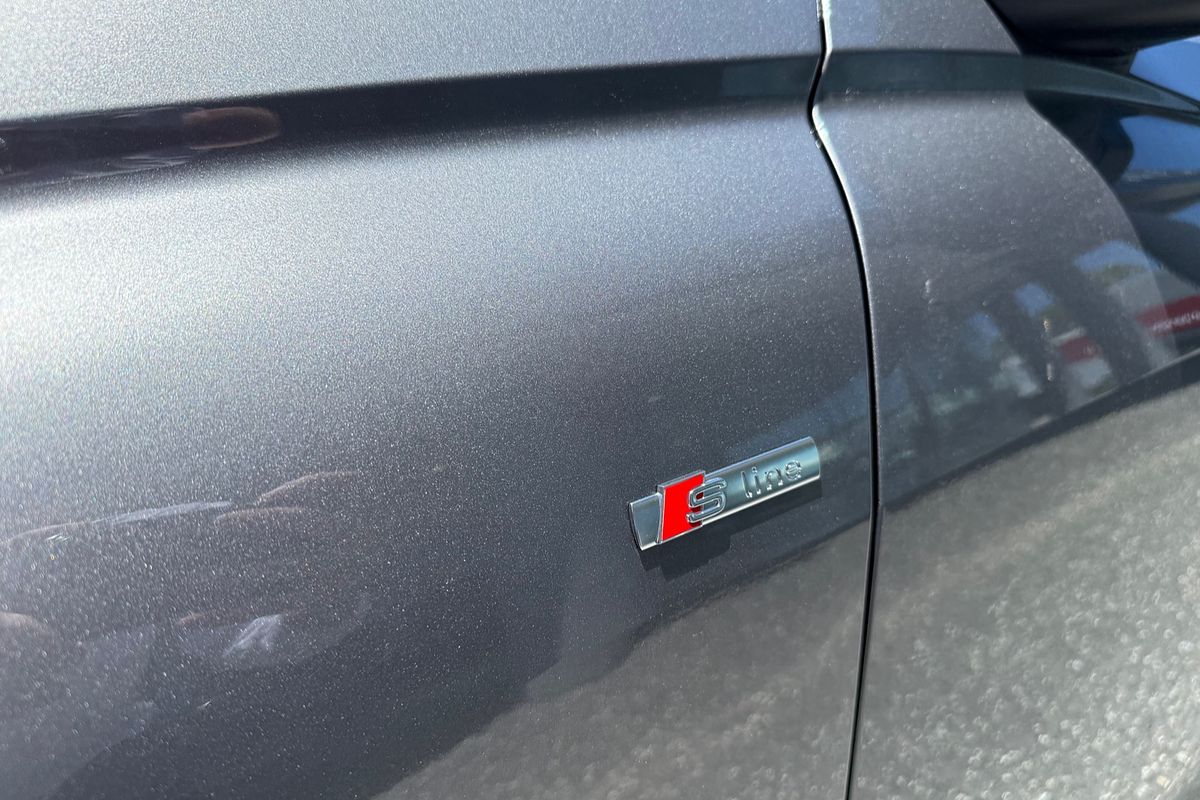 2024 Audi Q4 e-tron 55 F4