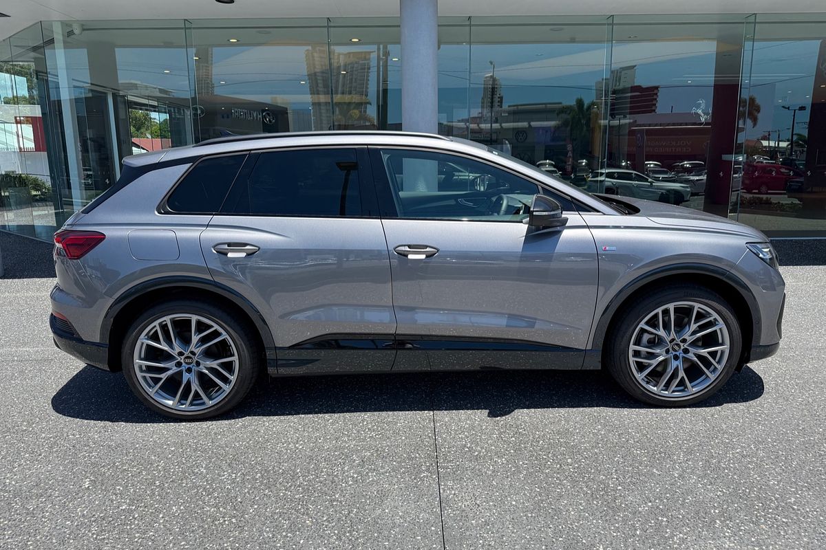 2024 Audi Q4 e-tron 55 F4