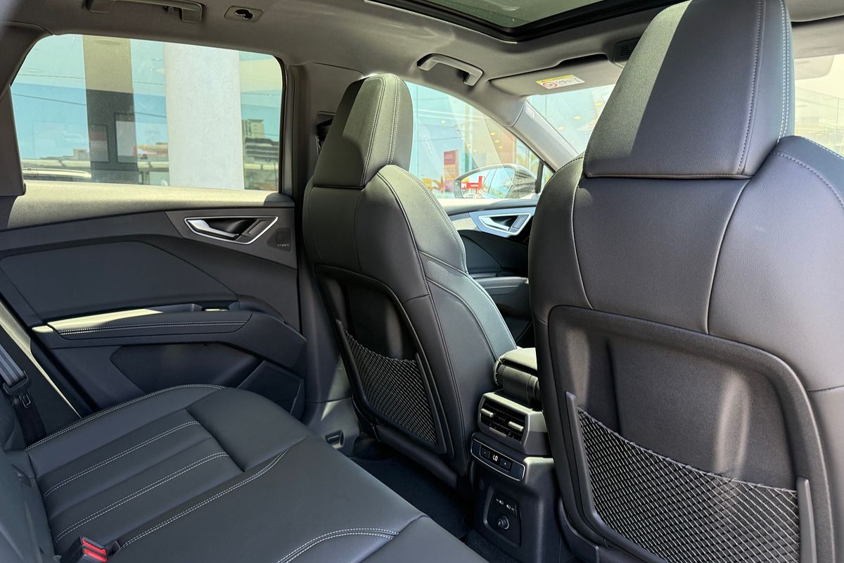 2024 Audi Q4 e-tron 55 F4