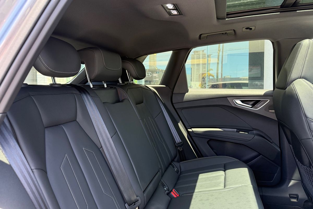 2024 Audi Q4 e-tron 55 F4