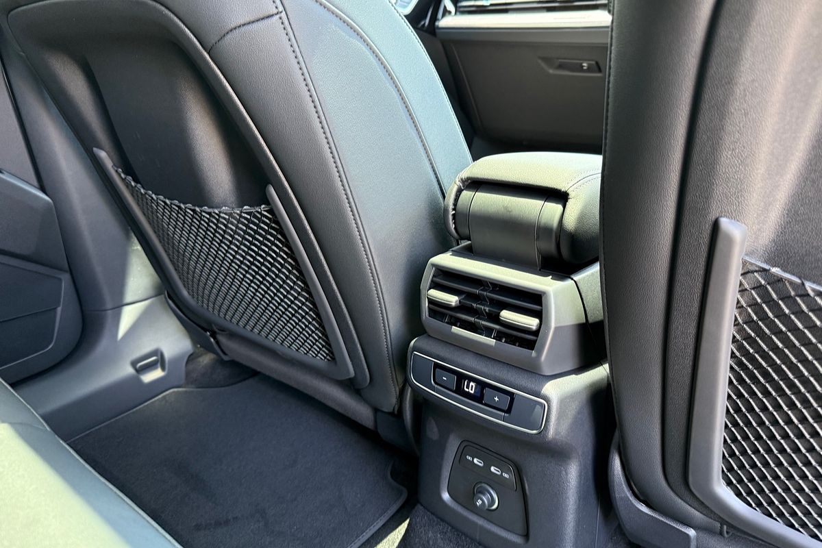 2024 Audi Q4 e-tron 55 F4