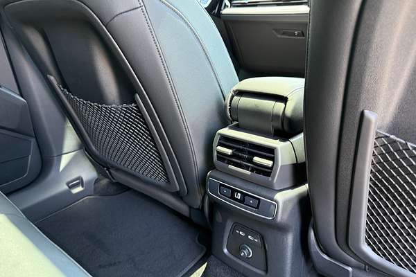 2024 Audi Q4 e-tron 55 F4