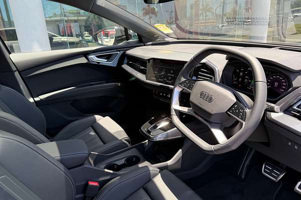 2024 Audi Q4 e-tron 55 F4