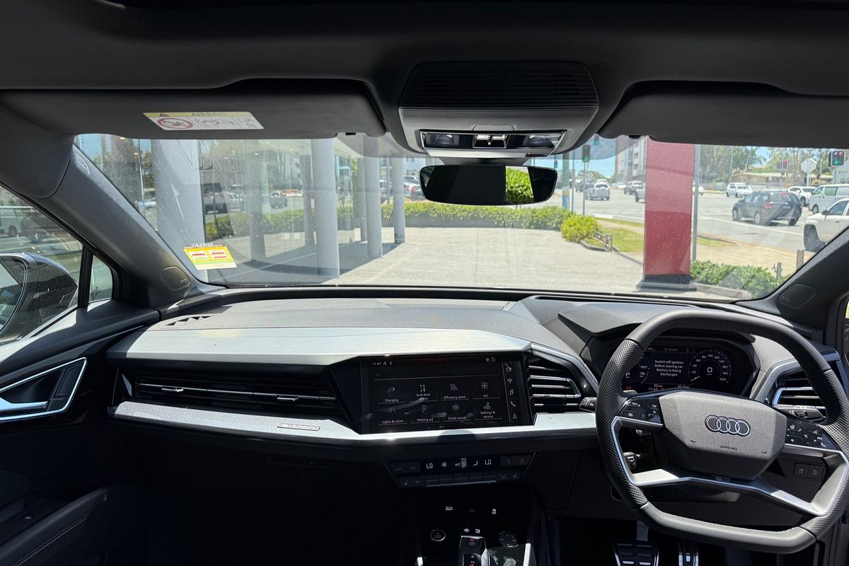 2024 Audi Q4 e-tron 55 F4