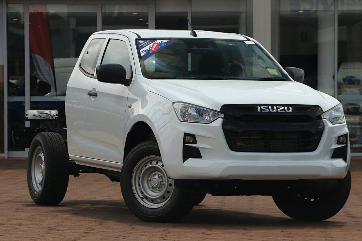 2025 Isuzu D-MAX SX High Ride Rear Wheel Drive