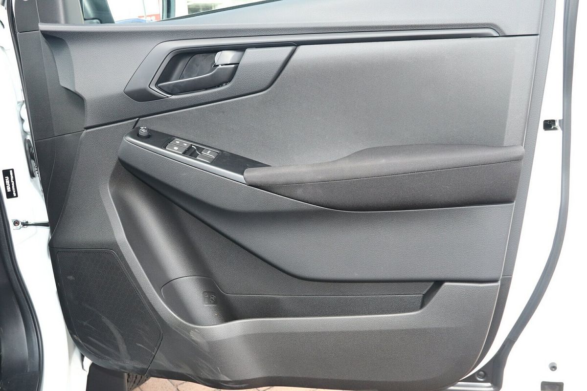 2025 Isuzu D-MAX SX High Ride Rear Wheel Drive
