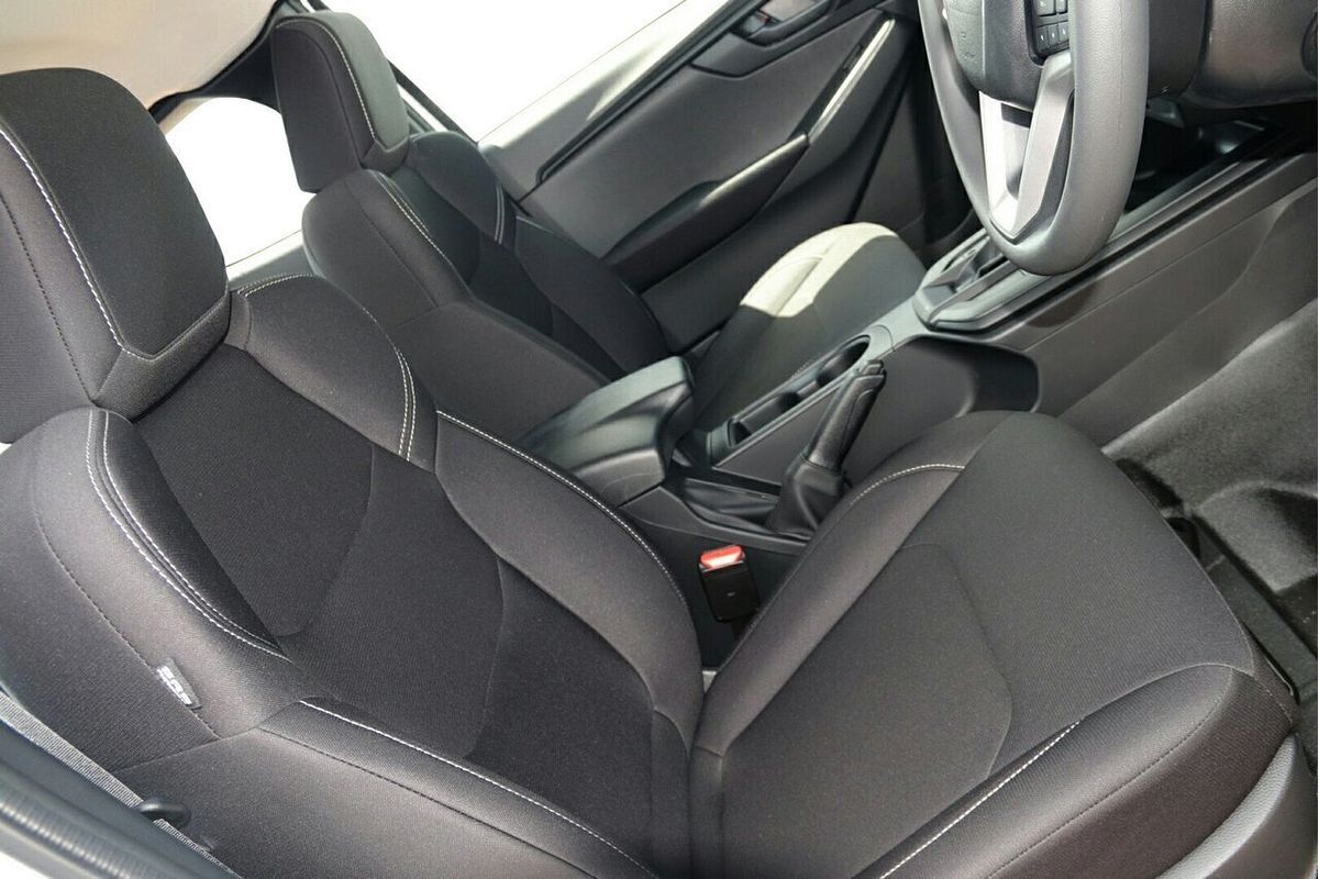 2025 Isuzu D-MAX SX High Ride Rear Wheel Drive