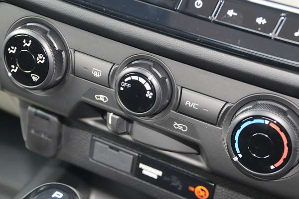 2025 Isuzu D-MAX SX High Ride Rear Wheel Drive