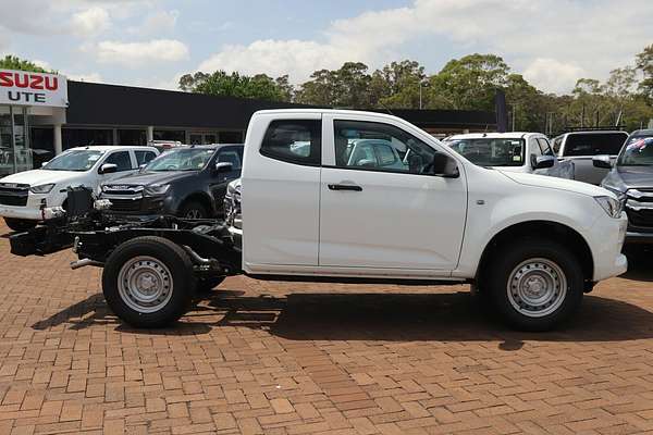 2025 Isuzu D-MAX SX High Ride Rear Wheel Drive