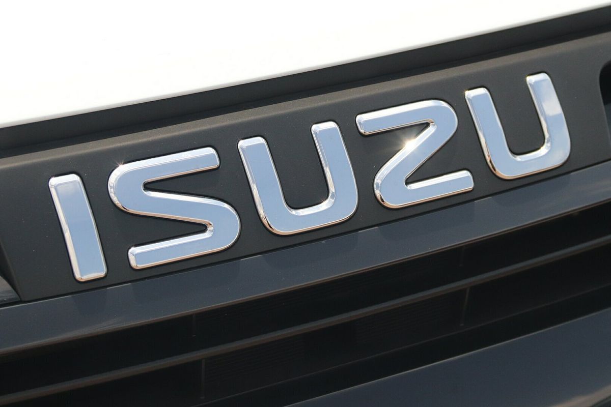 2025 Isuzu D-MAX SX High Ride Rear Wheel Drive