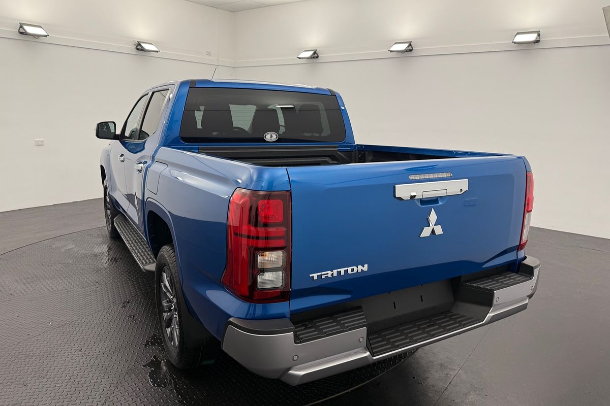 2025 Mitsubishi Triton GLS MV 4X4