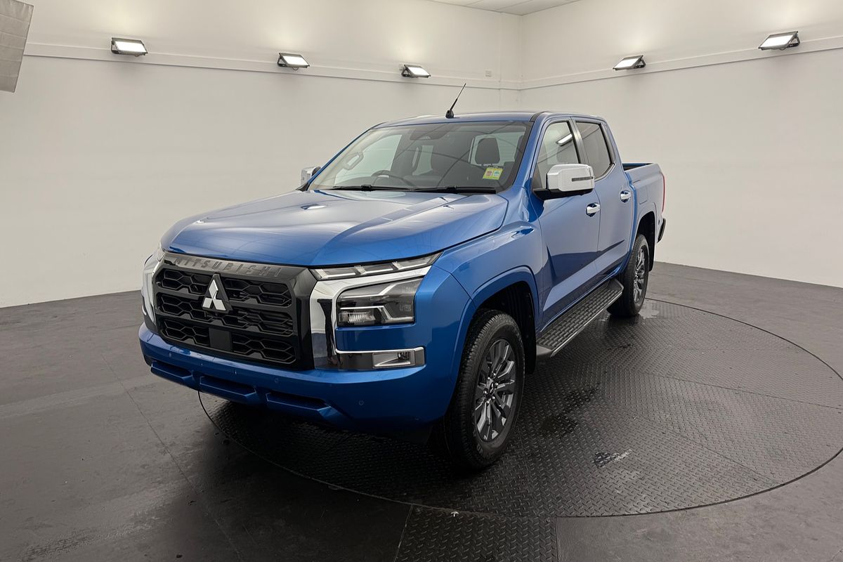 2025 Mitsubishi Triton GLS MV 4X4