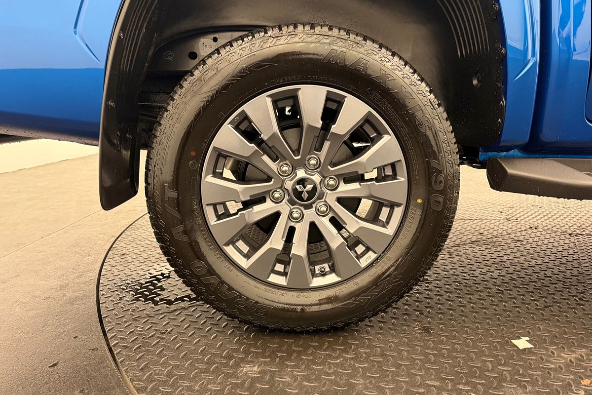 2025 Mitsubishi Triton GLS MV 4X4