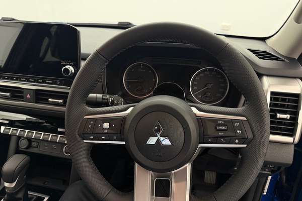2025 Mitsubishi Triton GLS MV 4X4