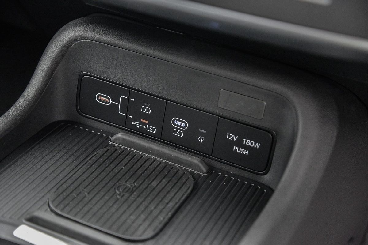 2025 Hyundai Kona (No Badge) SX2.V2