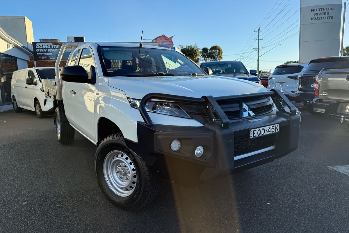 2021 Mitsubishi Triton GLX MR 4X4