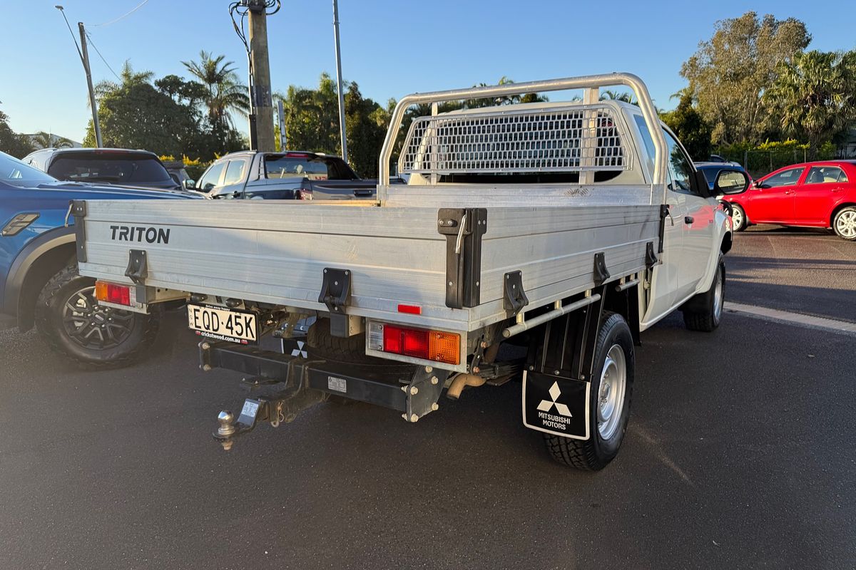 2021 Mitsubishi Triton GLX MR 4X4