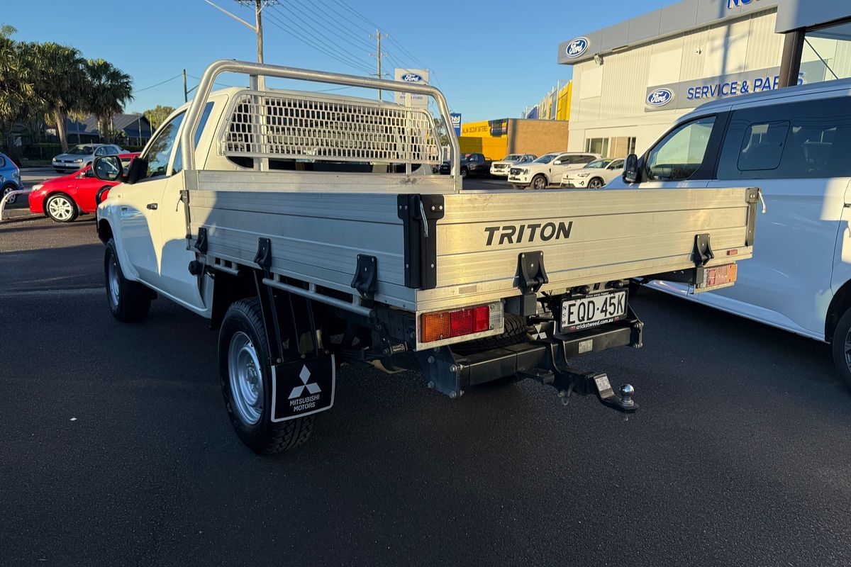 2021 Mitsubishi Triton GLX MR 4X4