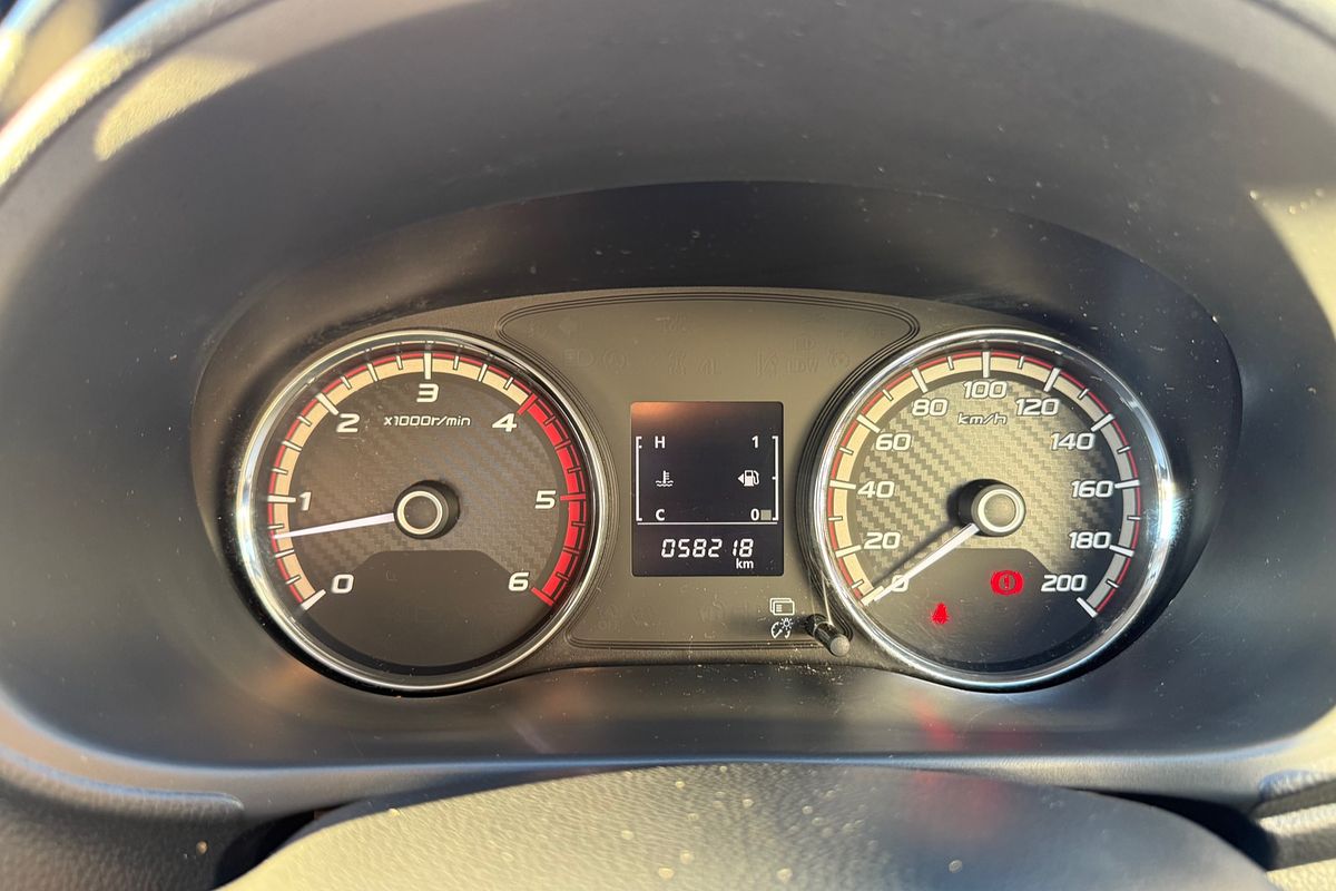 2021 Mitsubishi Triton GLX MR 4X4