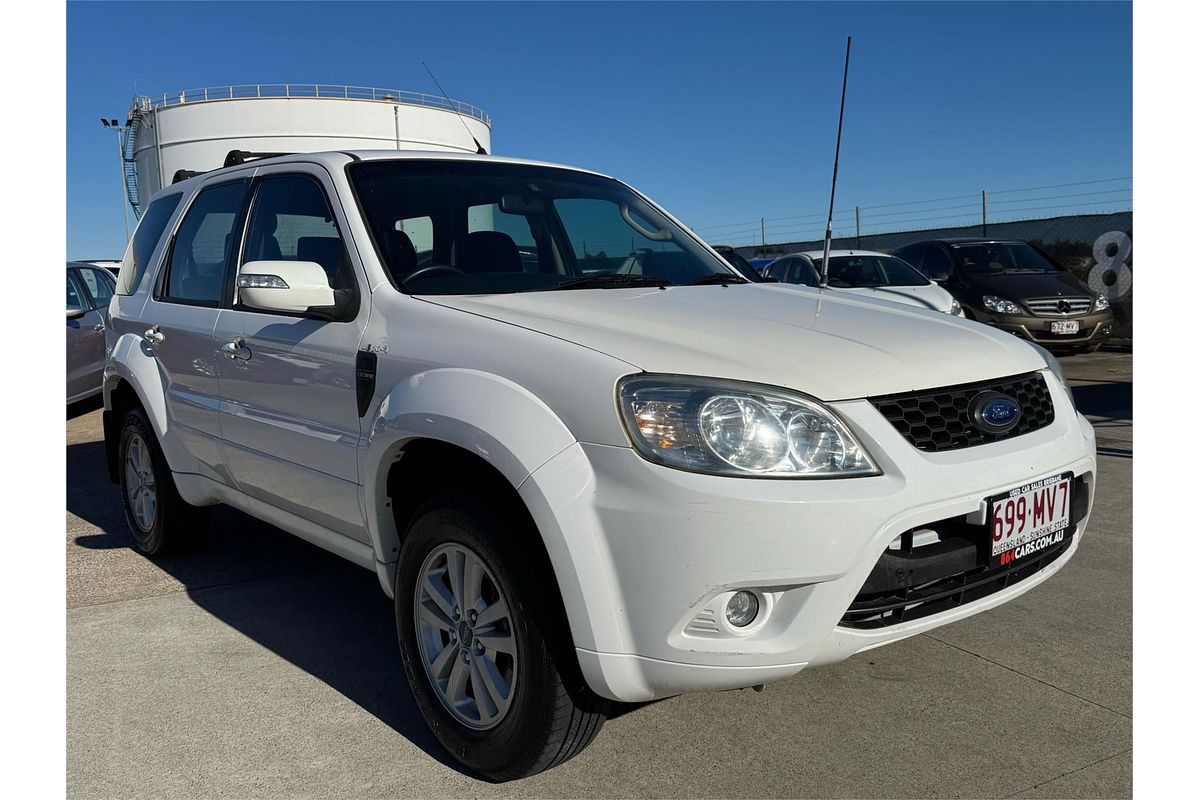 2010 Ford ESCAPE ZD