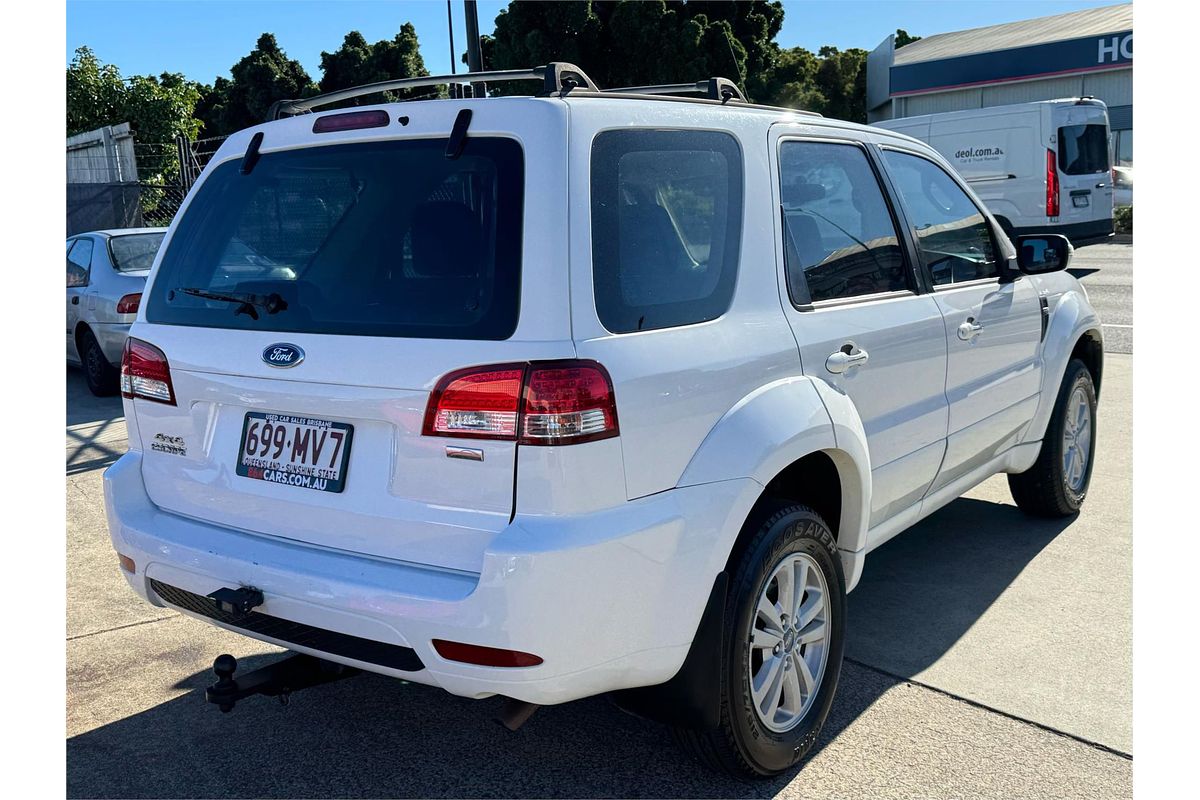 2010 Ford ESCAPE ZD