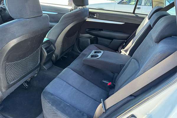 2010 Subaru OUTBACK 2.5i AWD MY10