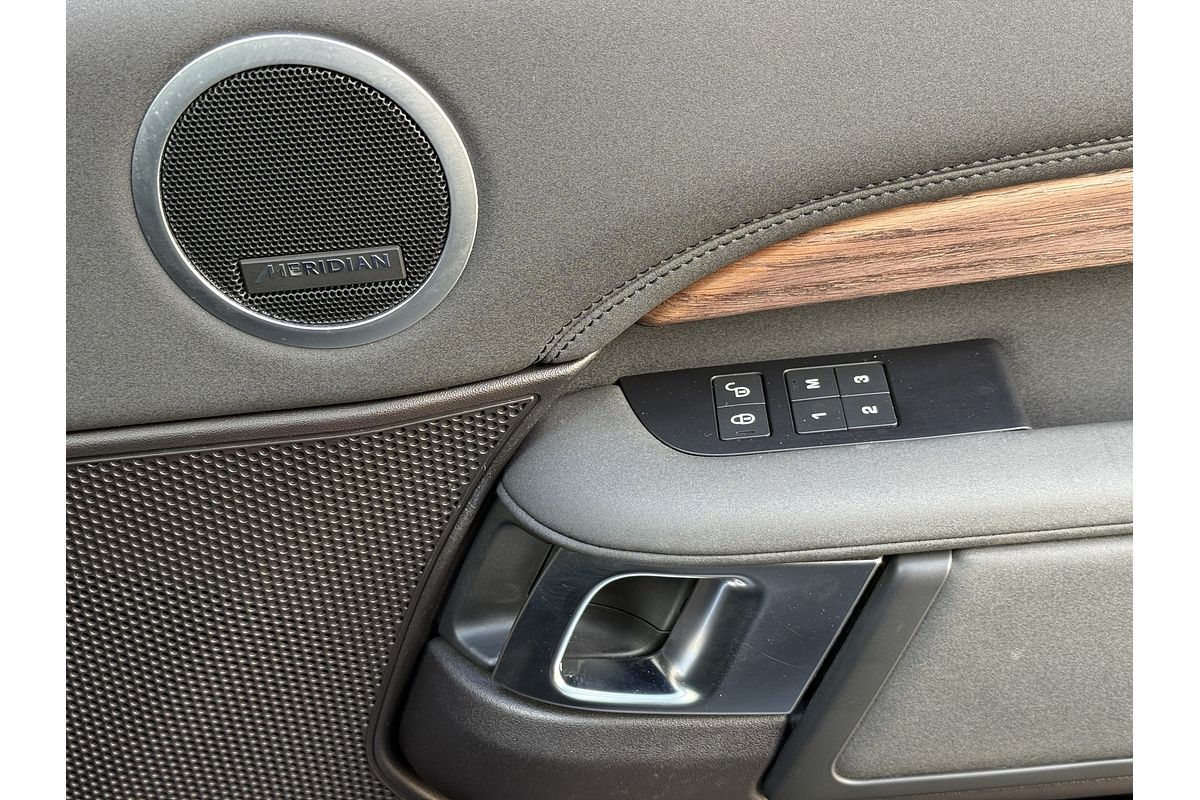 2018 Land Rover Discovery SD6 HSE Series 5