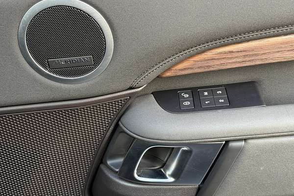 2018 Land Rover Discovery SD6 HSE Series 5