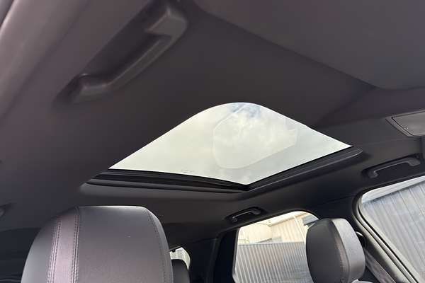2018 Land Rover Discovery SD6 HSE Series 5