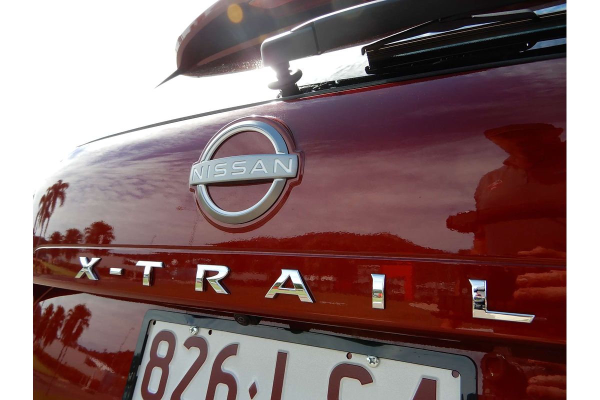 2024 Nissan X-TRAIL ST T33