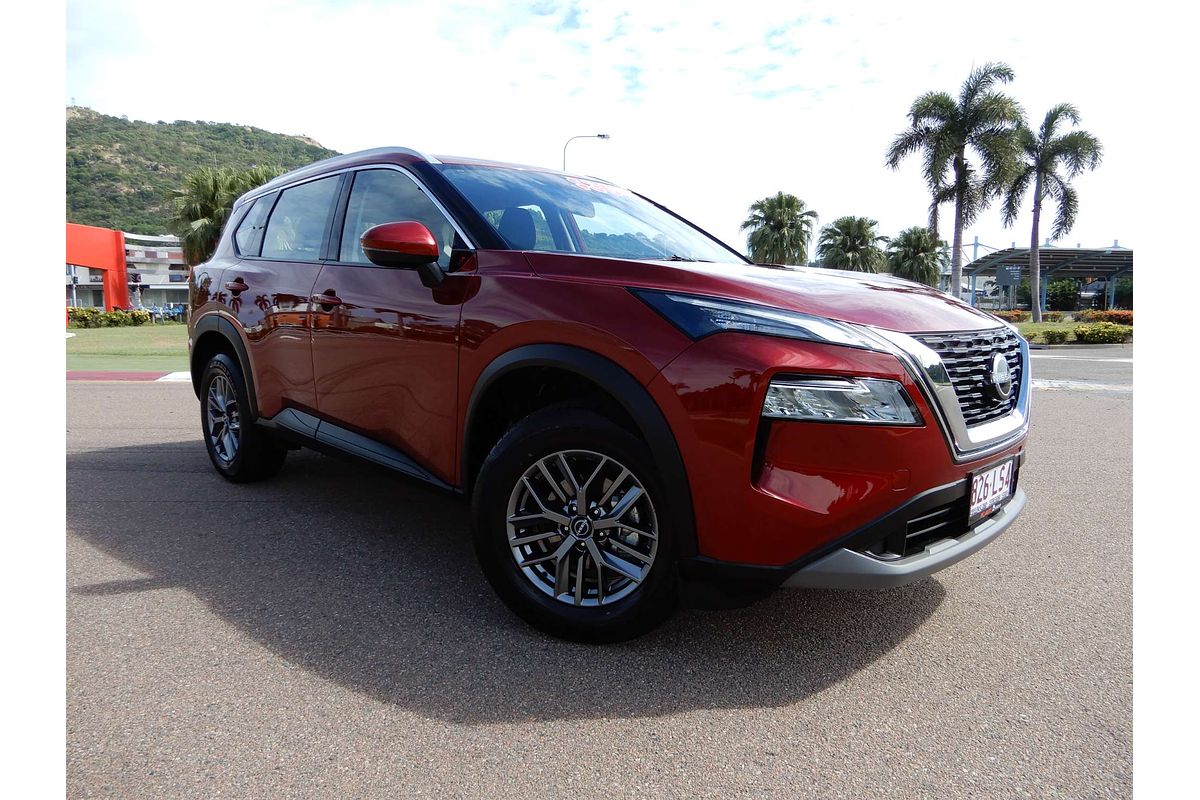 2024 Nissan X-TRAIL ST T33