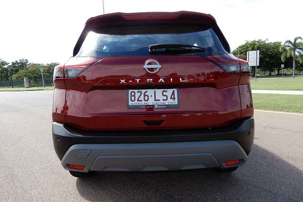 2024 Nissan X-TRAIL ST T33