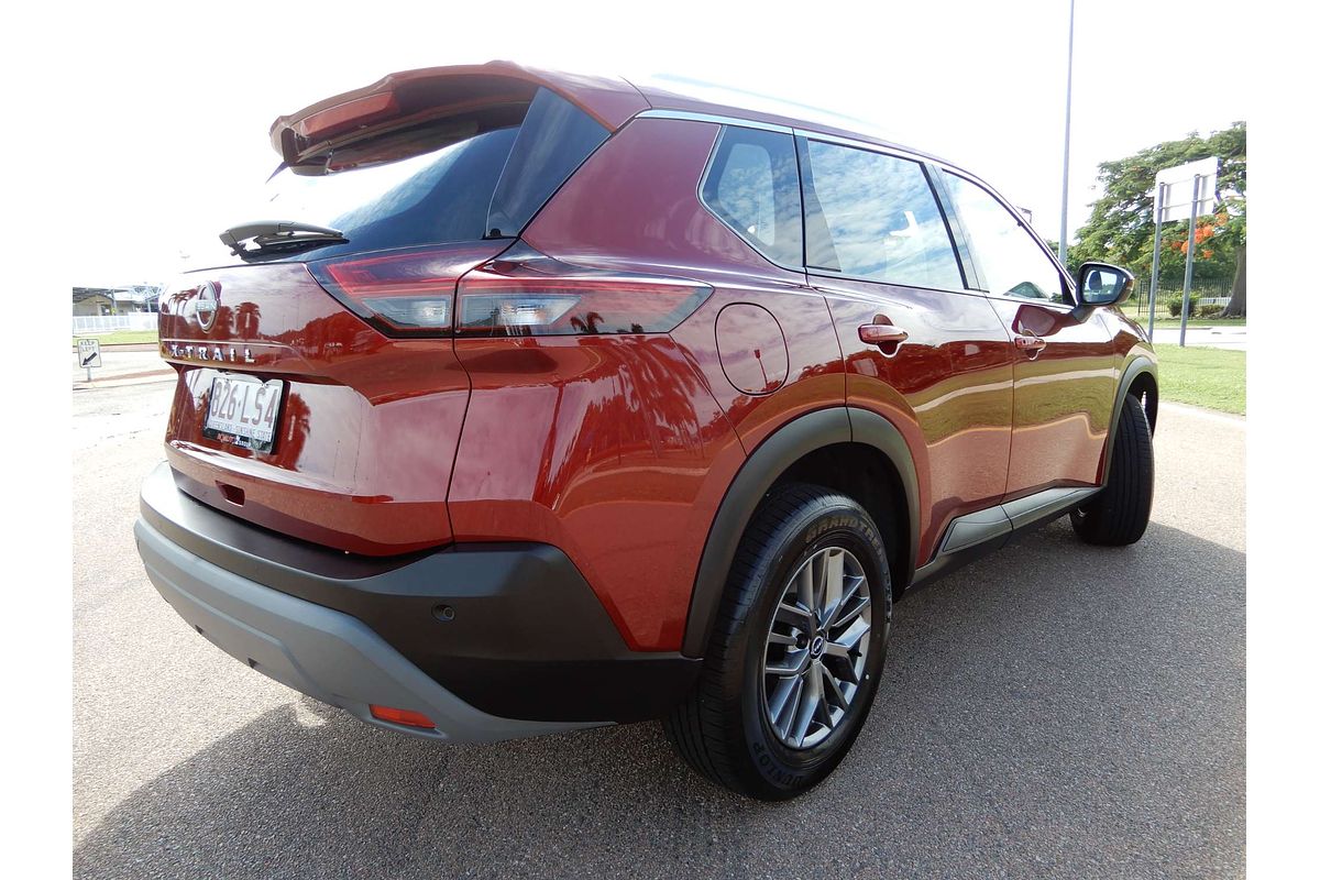 2024 Nissan X-TRAIL ST T33