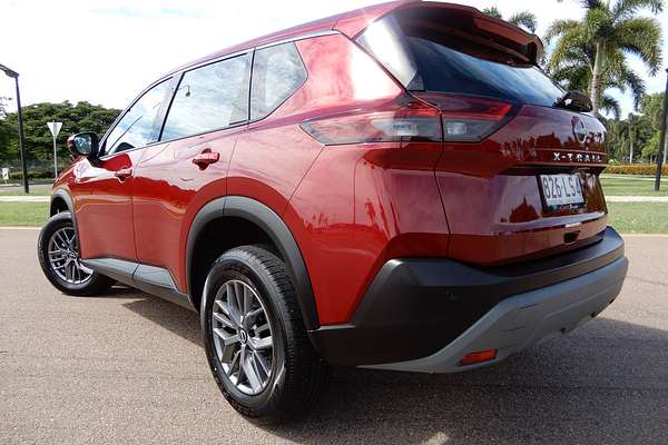 2024 Nissan X-TRAIL ST T33