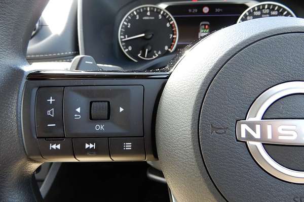 2024 Nissan X-TRAIL ST T33