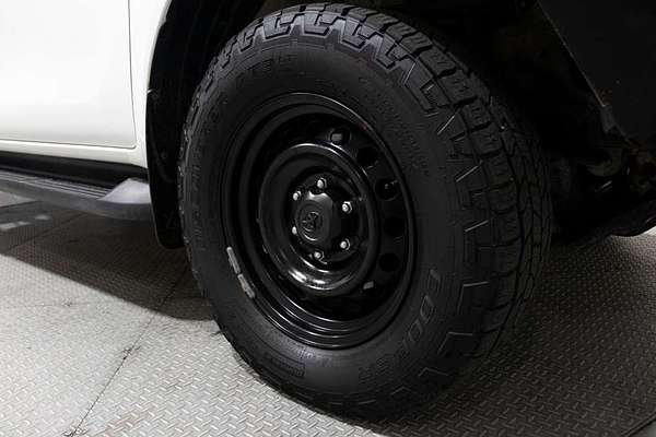 2016 Toyota Hilux SR GUN126R 4X4