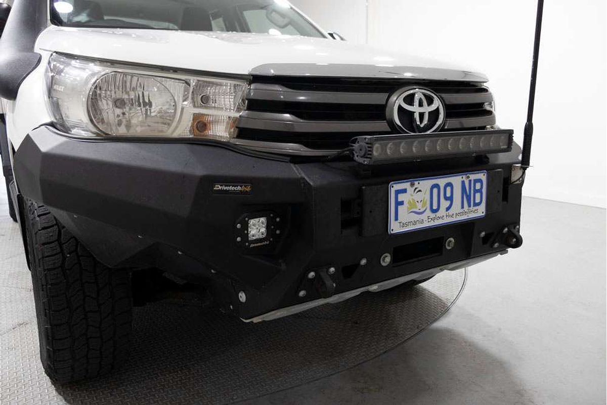 2016 Toyota Hilux SR GUN126R 4X4