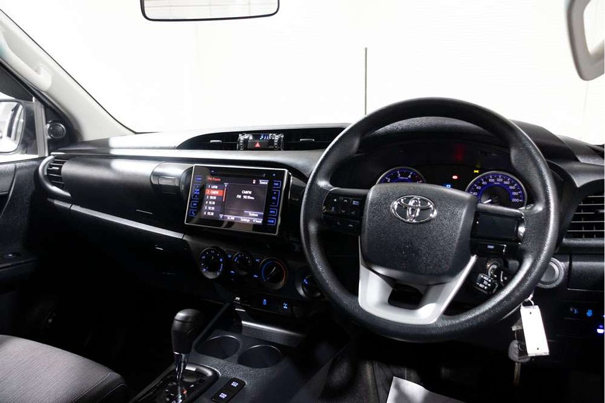 2016 Toyota Hilux SR GUN126R 4X4