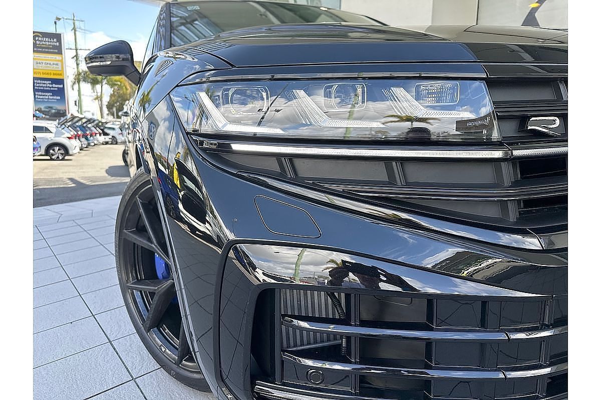 2023 Volkswagen Touareg R RC