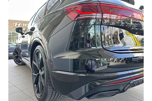 2023 Volkswagen Touareg R RC
