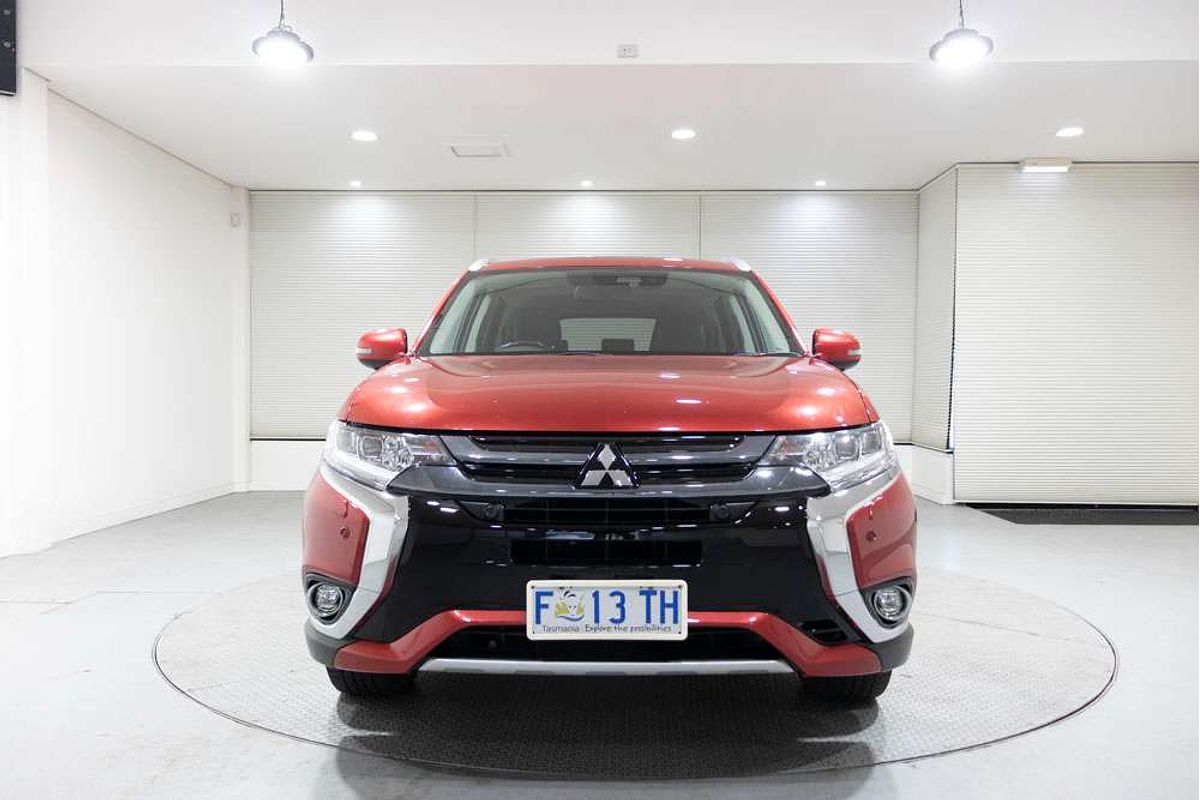 2017 Mitsubishi Outlander PHEV Exceed ZK