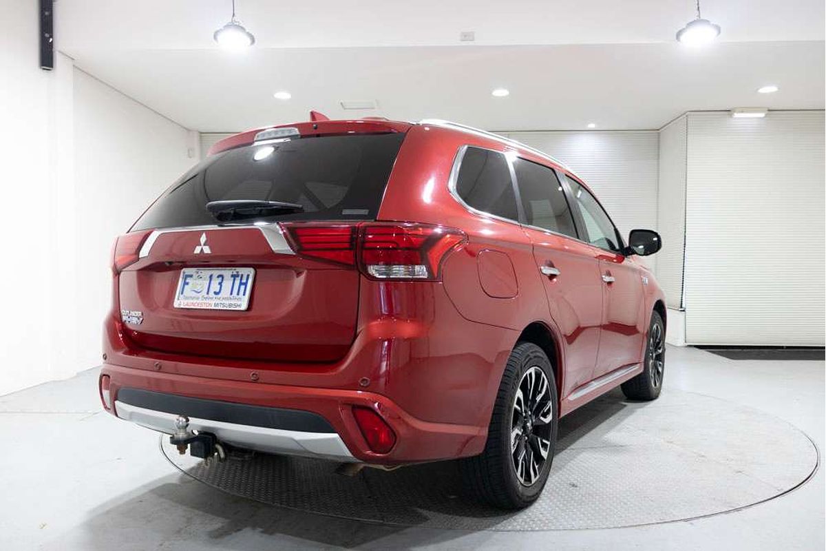 2017 Mitsubishi Outlander PHEV Exceed ZK
